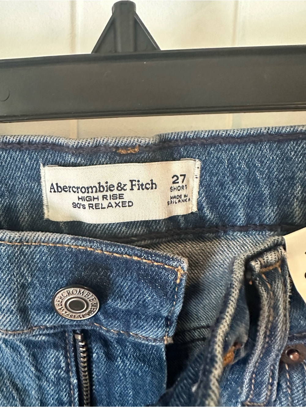Abercrombie & Fitch Straight-Leg high rise 90’s relaxed Women's jeans - Picture 3 of 5